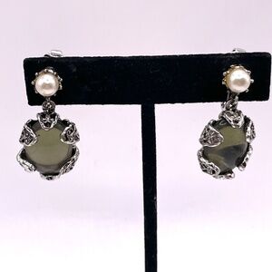 Vintage Hollycraft Drop Dangle Clip-on Earrings